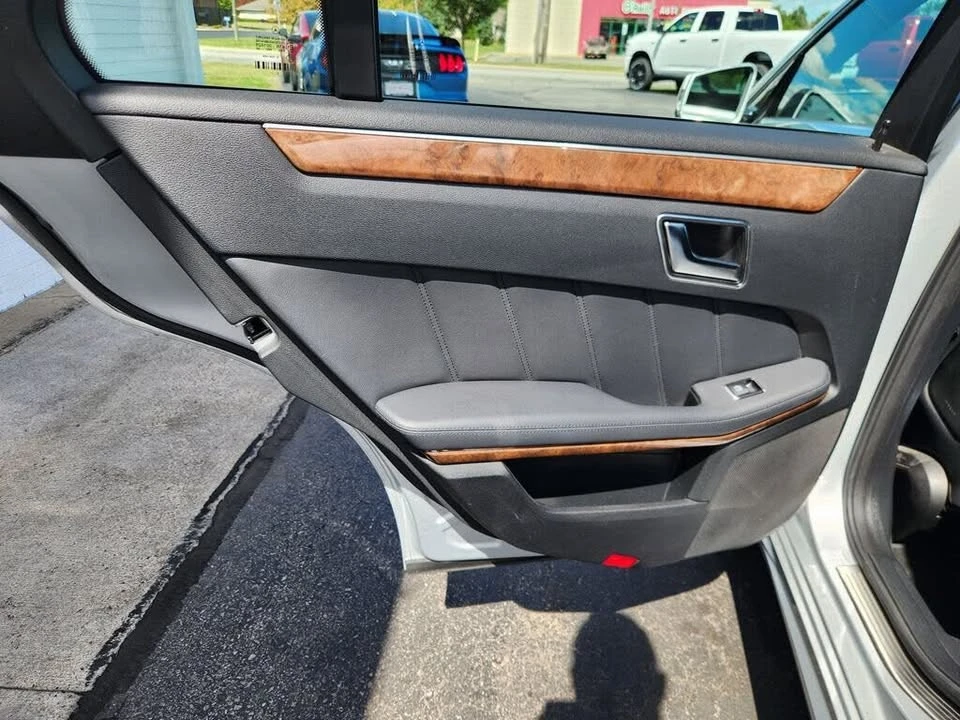 2013 Mercedes-Benz W212 E-Class - Image 17 of 20