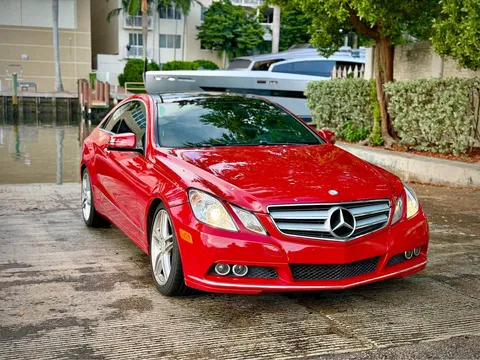 2013 Mercedes-Benz E-Class E 350 4MATIC Coupe 2D