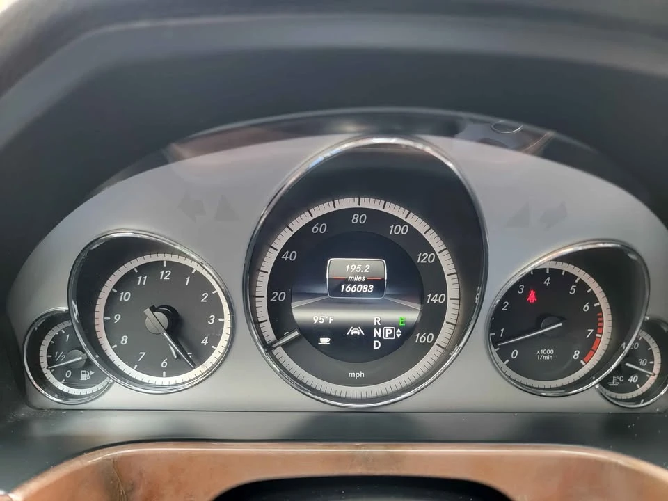 2013 Mercedes-Benz W212 E-Class - Image 15 of 20