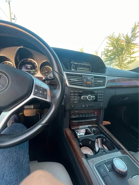 2013 Mercedes-Benz W212 E-Class - Image 8 of 17