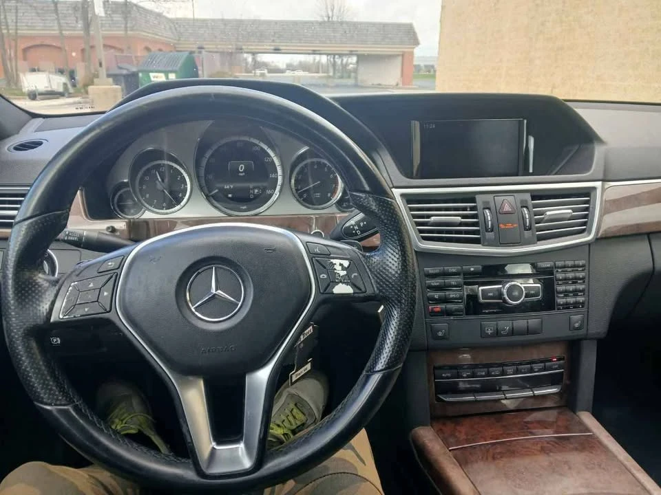 2013 Mercedes-Benz W212 E-Class - Image 12 of 17