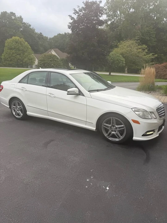 2013 Mercedes-Benz W212 E-Class - Image 2 of 7
