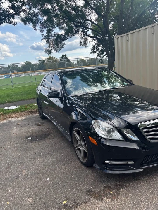 2013 Mercedes-Benz W212 E-Class - Image 2 of 12