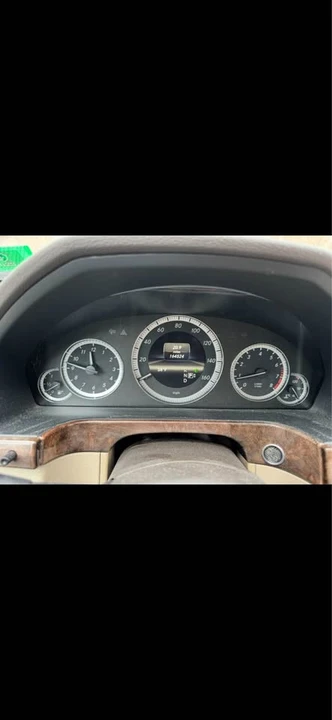 2013 Mercedes-Benz W212 E-Class - Image 6 of 9
