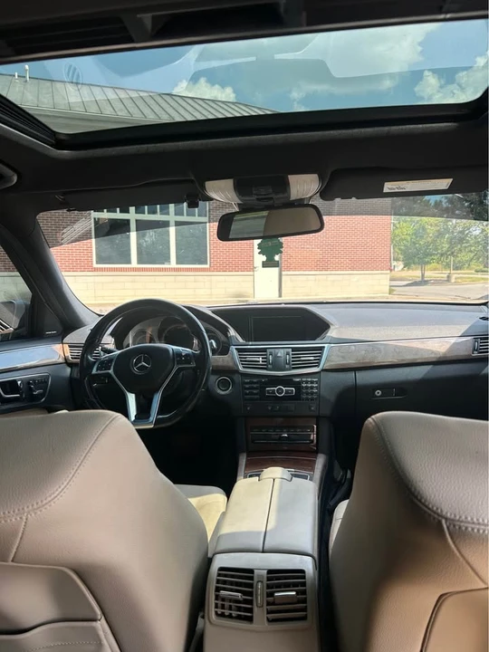 2013 Mercedes-Benz W212 E-Class - Image 9 of 13