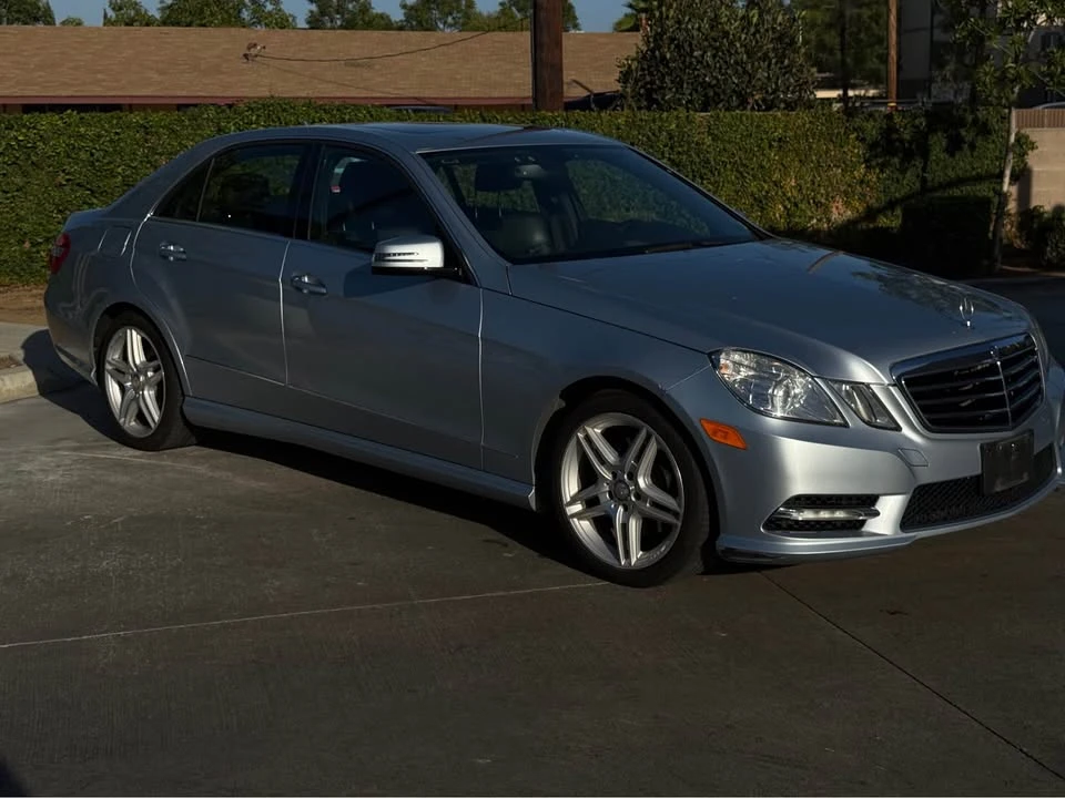 2013 Mercedes-Benz W212 E-Class - Image 2 of 17
