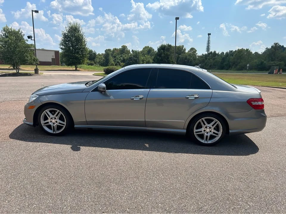 2013 Mercedes-Benz W212 E-Class - Image 3 of 13