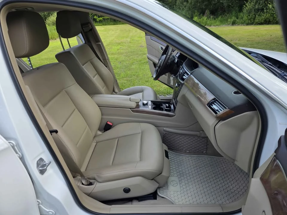 2013 Mercedes-Benz W212 E-Class - Image 12 of 20