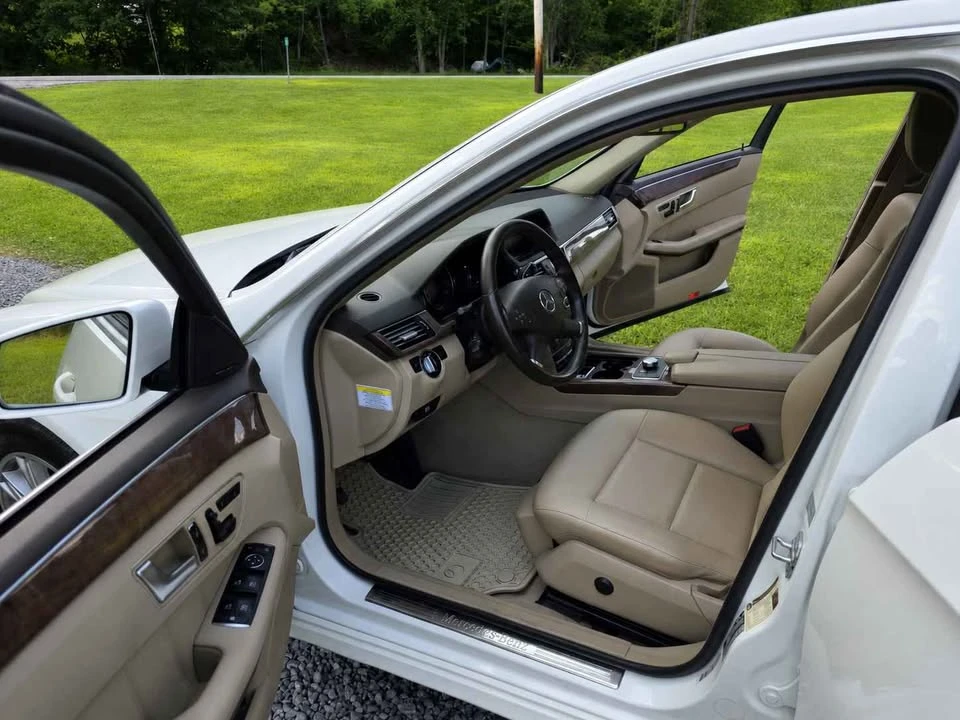 2013 Mercedes-Benz W212 E-Class - Image 9 of 20