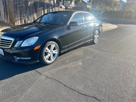 2013 Mercedes-Benz E-Class E 350 4MATIC Sedan 4D