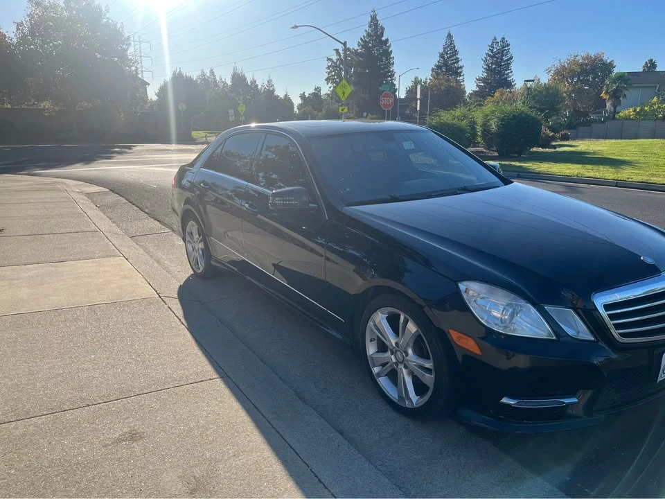 2013 Mercedes-Benz W212 E-Class - Image 2 of 12