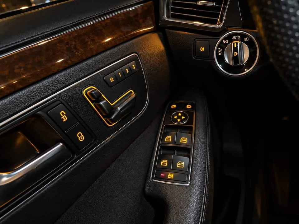 2013 Mercedes-Benz W212 E-Class - Image 7 of 9