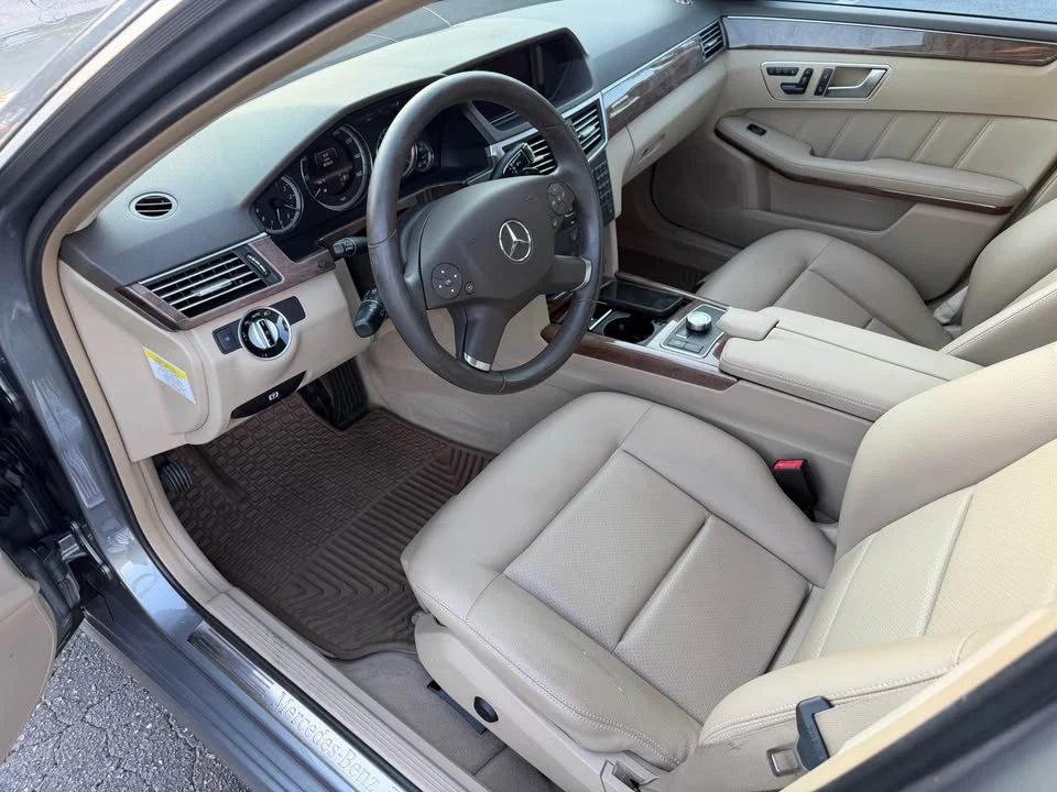 2013 Mercedes-Benz W212 E-Class - Image 9 of 19