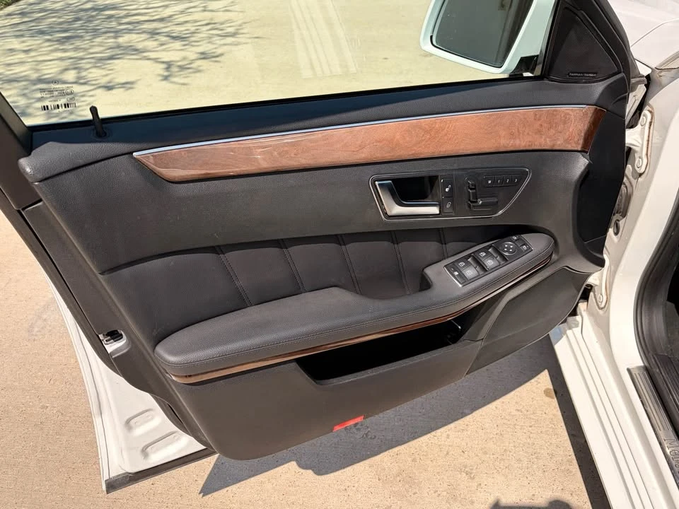 2013 Mercedes-Benz W212 E-Class - Image 15 of 20