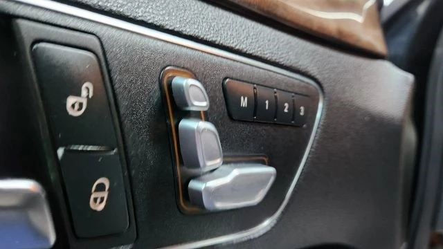 2013 Mercedes-Benz W212 E-Class - Image 9 of 12