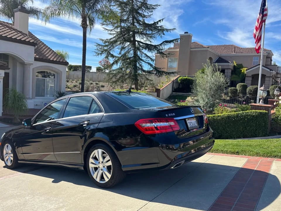 2013 Mercedes-Benz W212 E-Class - Image 11 of 16