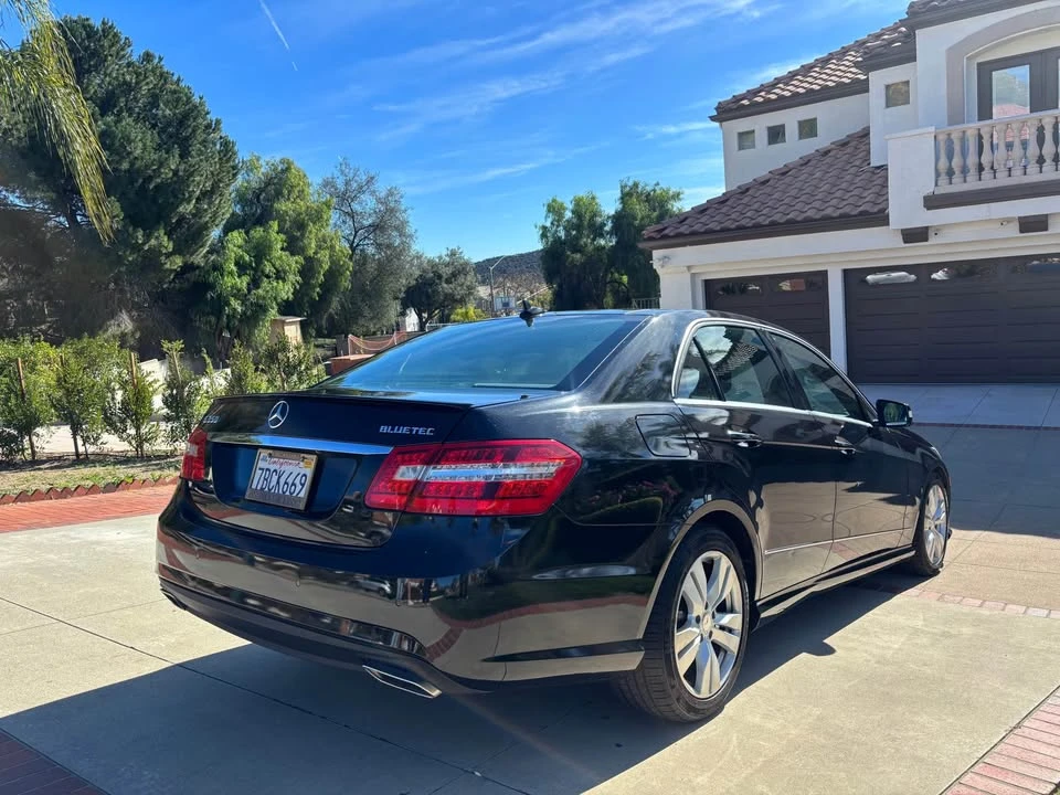 2013 Mercedes-Benz W212 E-Class - Image 12 of 16