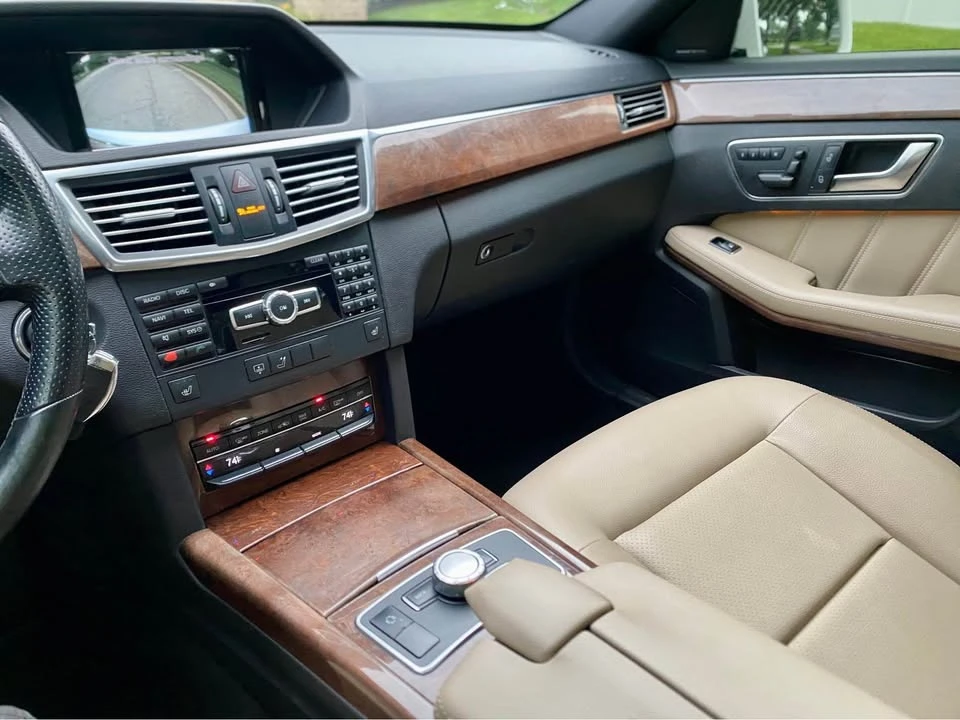 2013 Mercedes-Benz W212 E-Class - Image 12 of 19