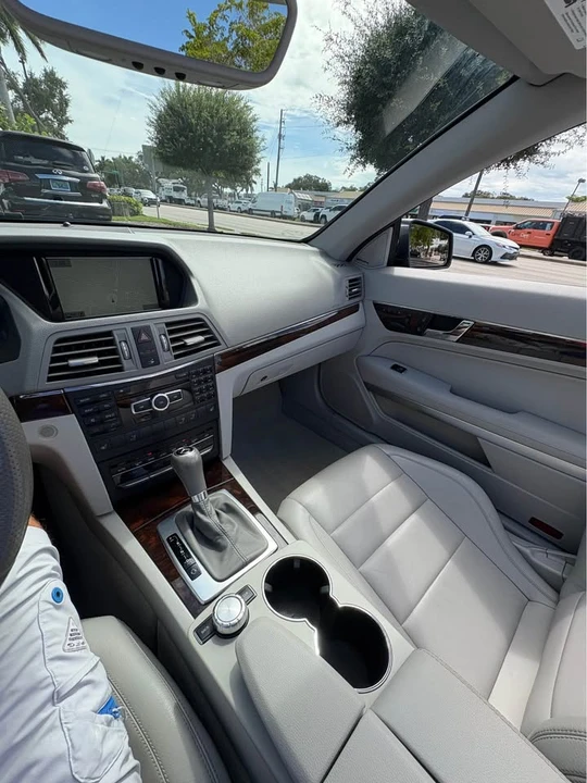 2013 Mercedes-Benz C207/A207 E-Class Coupe & Convertible - Image 5 of 17