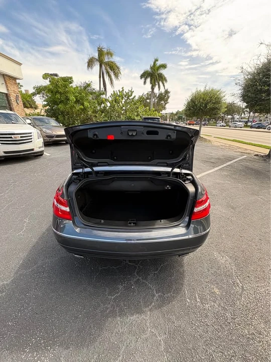 2013 Mercedes-Benz C207/A207 E-Class Coupe & Convertible - Image 8 of 17
