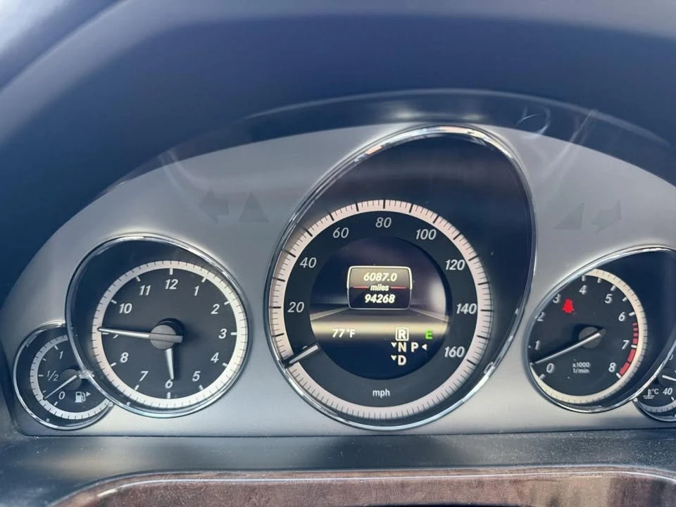 2013 Mercedes-Benz W212 E-Class - Image 9 of 12