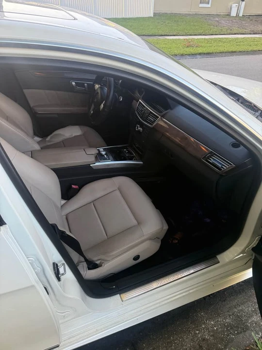 2013 Mercedes-Benz W212 E-Class - Image 11 of 13