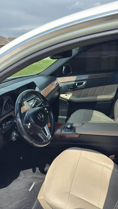 2013 Mercedes-Benz W212 E-Class - Image 8 of 12