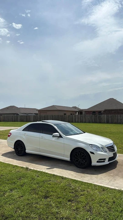 2013 Mercedes-Benz W212 E-Class - Image 4 of 12