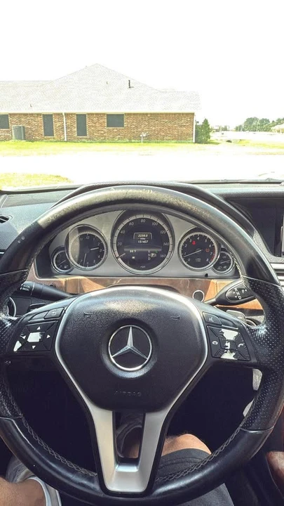 2013 Mercedes-Benz W212 E-Class - Image 7 of 12
