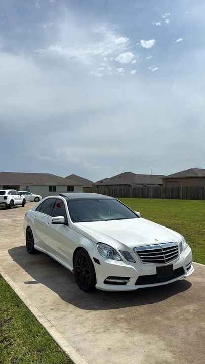 2013 Mercedes-Benz W212 E-Class - Image 2 of 12
