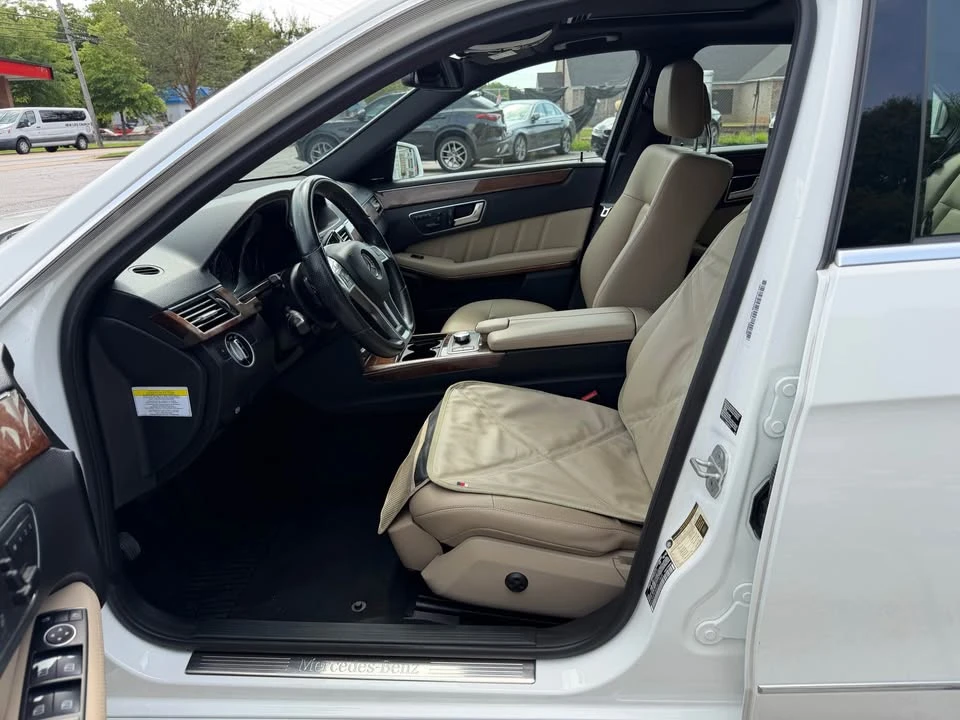 2013 Mercedes-Benz W212 E-Class - Image 11 of 19