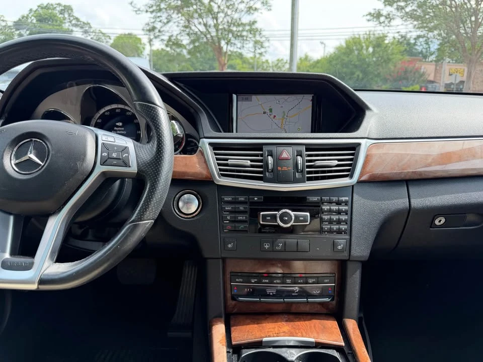 2013 Mercedes-Benz W212 E-Class - Image 17 of 19