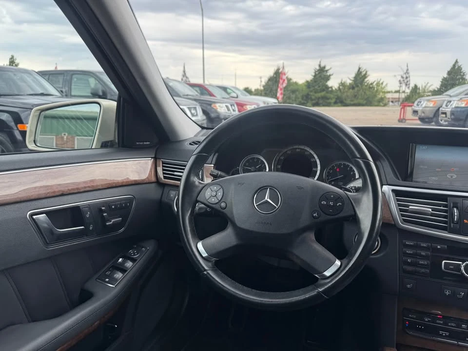 2013 Mercedes-Benz W212 E-Class - Image 15 of 19