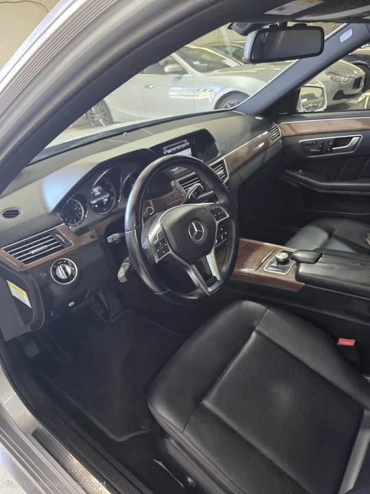 2013 Mercedes-Benz W212 E-Class - Image 10 of 20