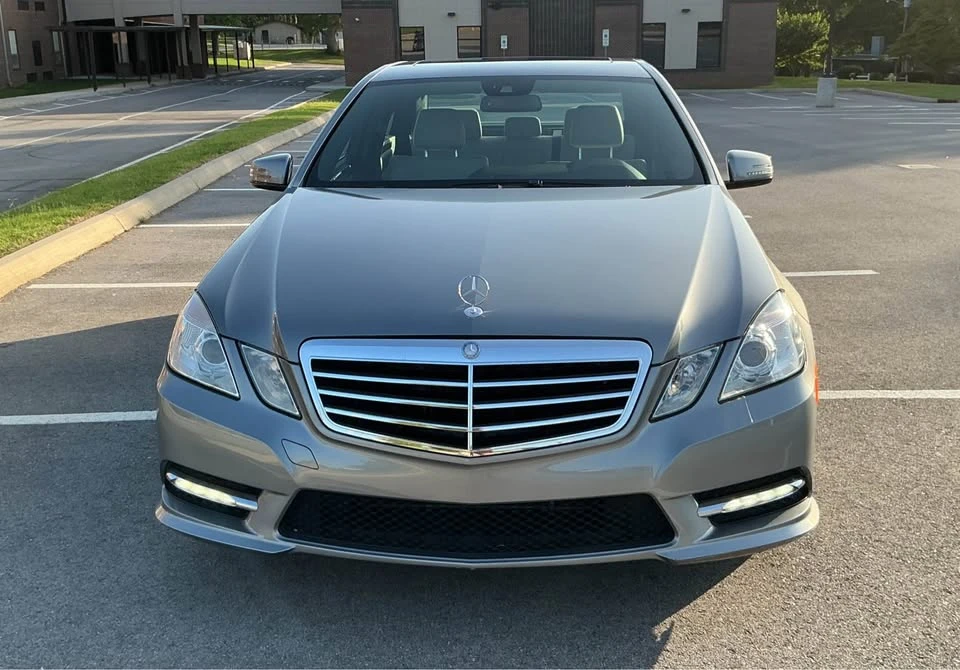 2013 Mercedes-Benz W212 E-Class - Image 2 of 9