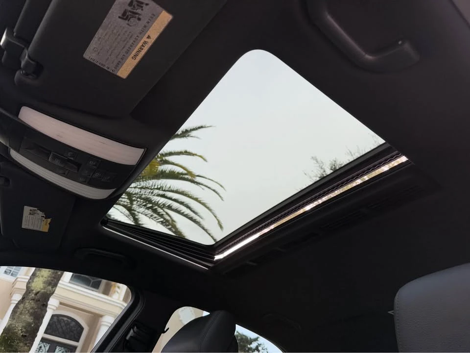 2013 Mercedes-Benz W212 E-Class - Image 8 of 20