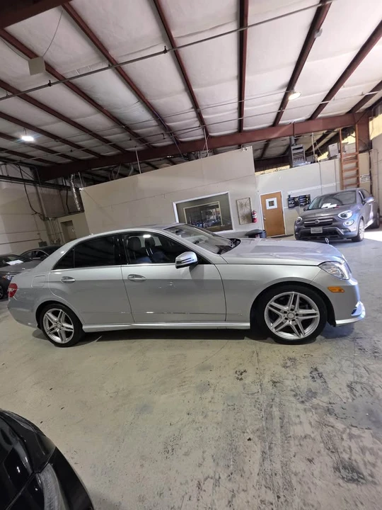 2013 Mercedes-Benz W212 E-Class - Image 8 of 20