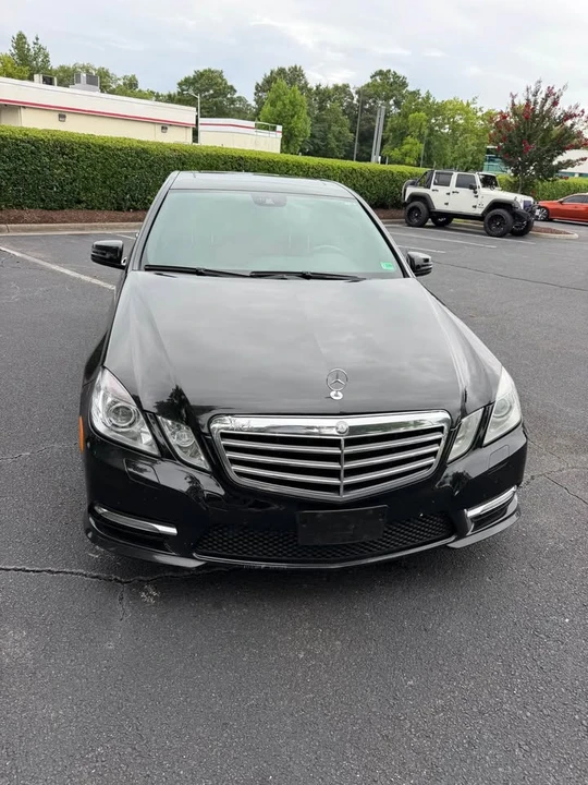 2013 Mercedes-Benz W212 E-Class - Image 6 of 13