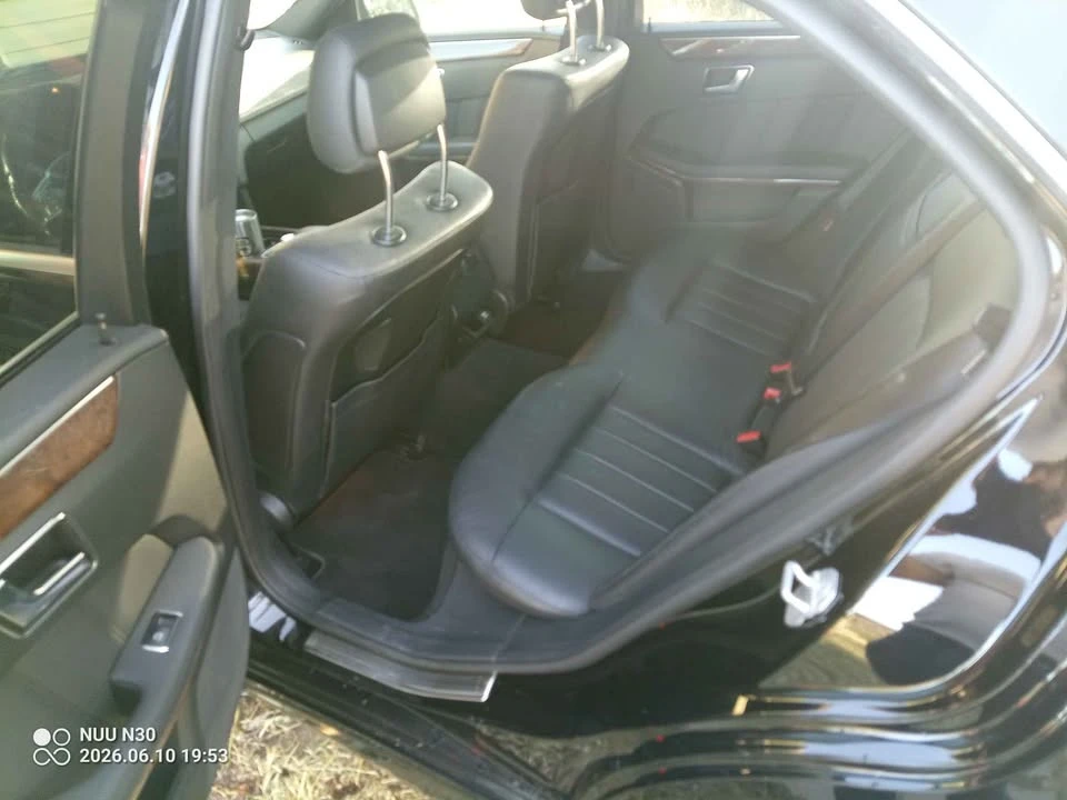 2013 Mercedes-Benz W212 E-Class - Image 11 of 14
