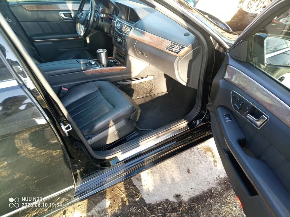 2013 Mercedes-Benz W212 E-Class - Image 14 of 14