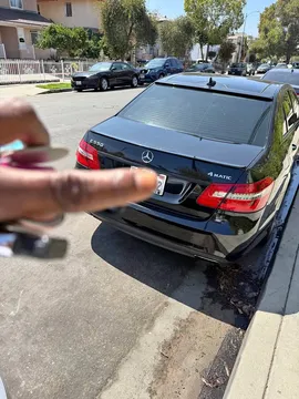 2013 Mercedes-Benz E-Class E 550 4MATIC Sedan