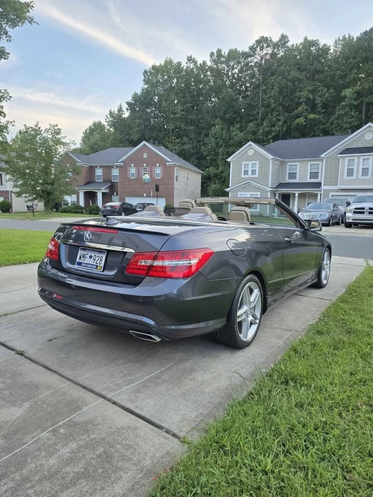 2013 Mercedes-Benz C207/A207 E-Class Coupe & Convertible - Image 9 of 20