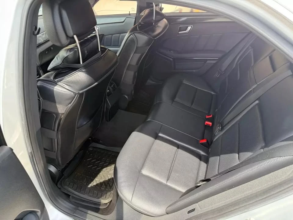 2013 Mercedes-Benz W212 E-Class - Image 14 of 20