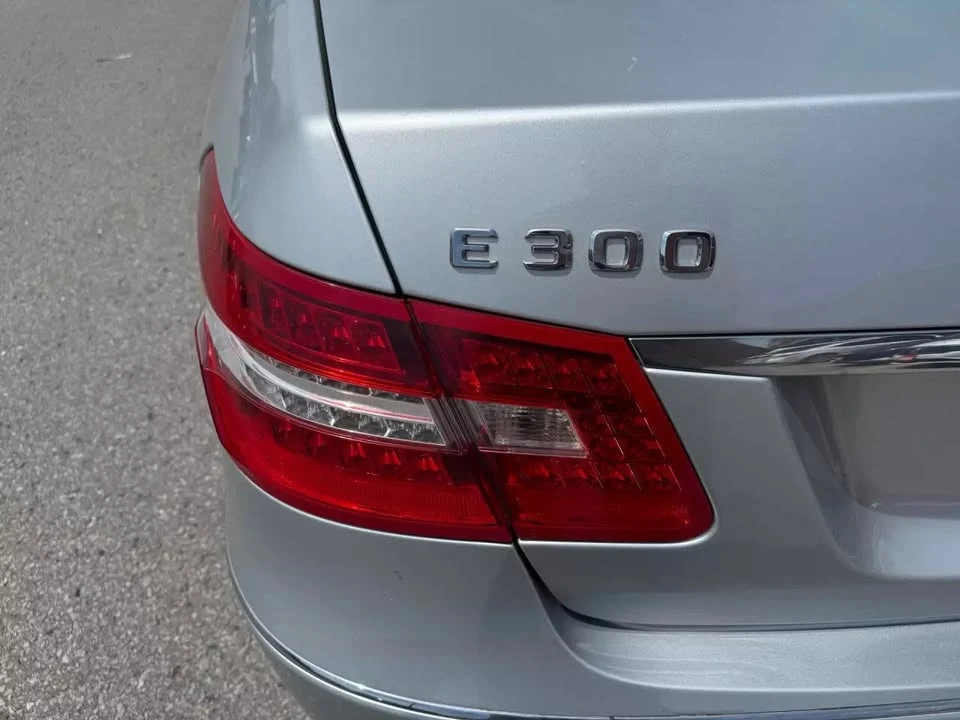2013 Mercedes-Benz W212 E-Class - Image 4 of 20