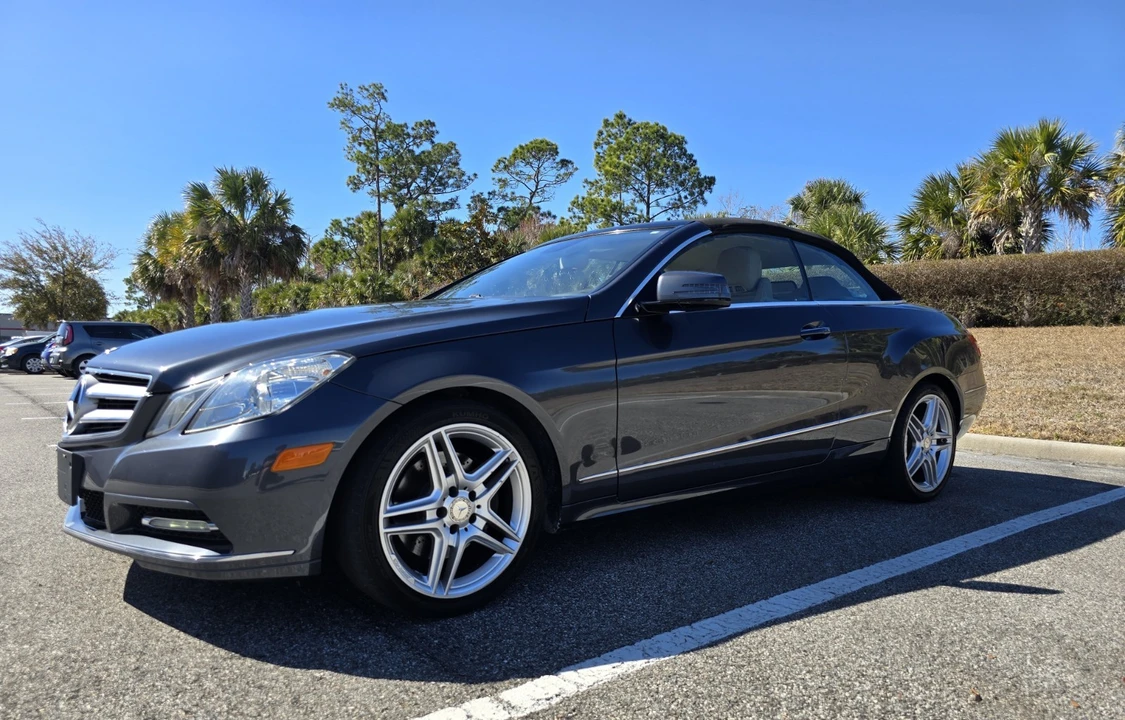 2013 Mercedes-Benz C207/A207 E-Class Coupe & Convertible - Image 2 of 21