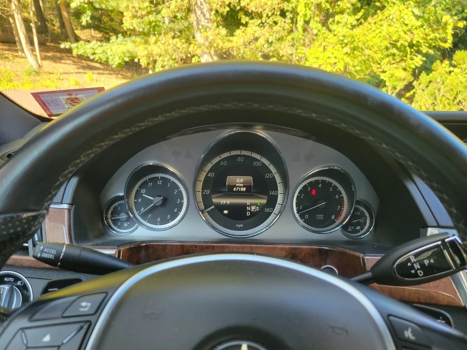 2013 Mercedes-Benz W212 E-Class - Image 15 of 21