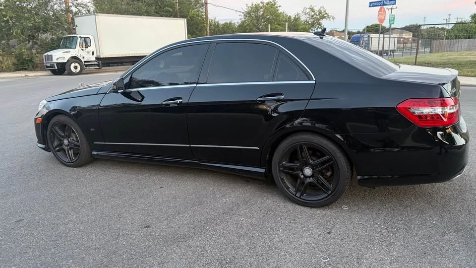 2013 Mercedes-Benz W212 E-Class - Image 11 of 18