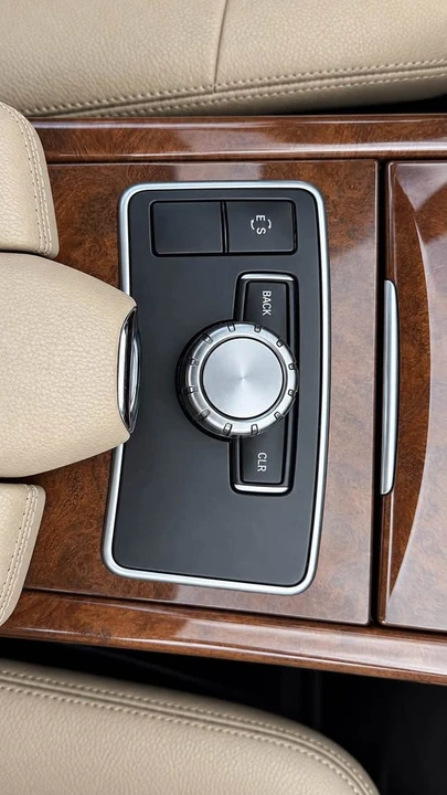 2013 Mercedes-Benz W212 E-Class - Image 16 of 20
