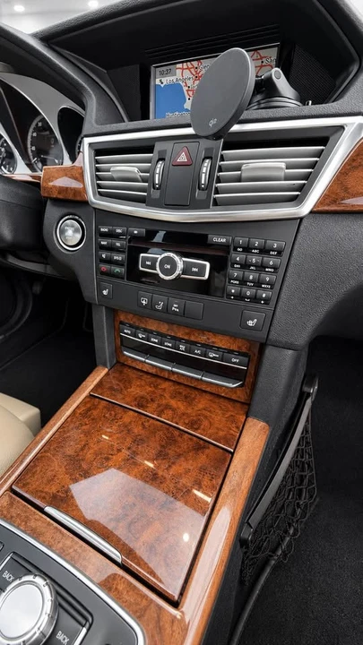 2013 Mercedes-Benz W212 E-Class - Image 17 of 20