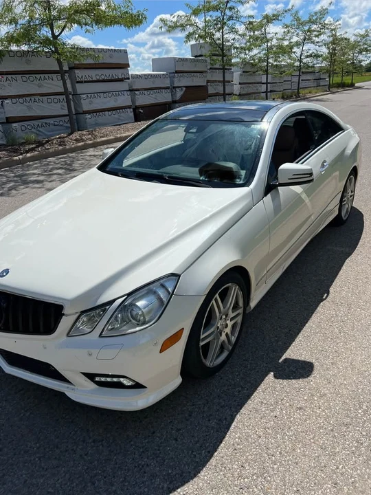 2013 Mercedes-Benz W212 E-Class - Image 2 of 15